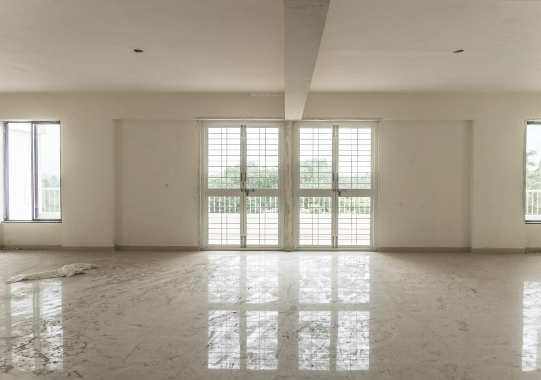 the courtyard phase i building e and c Living Area