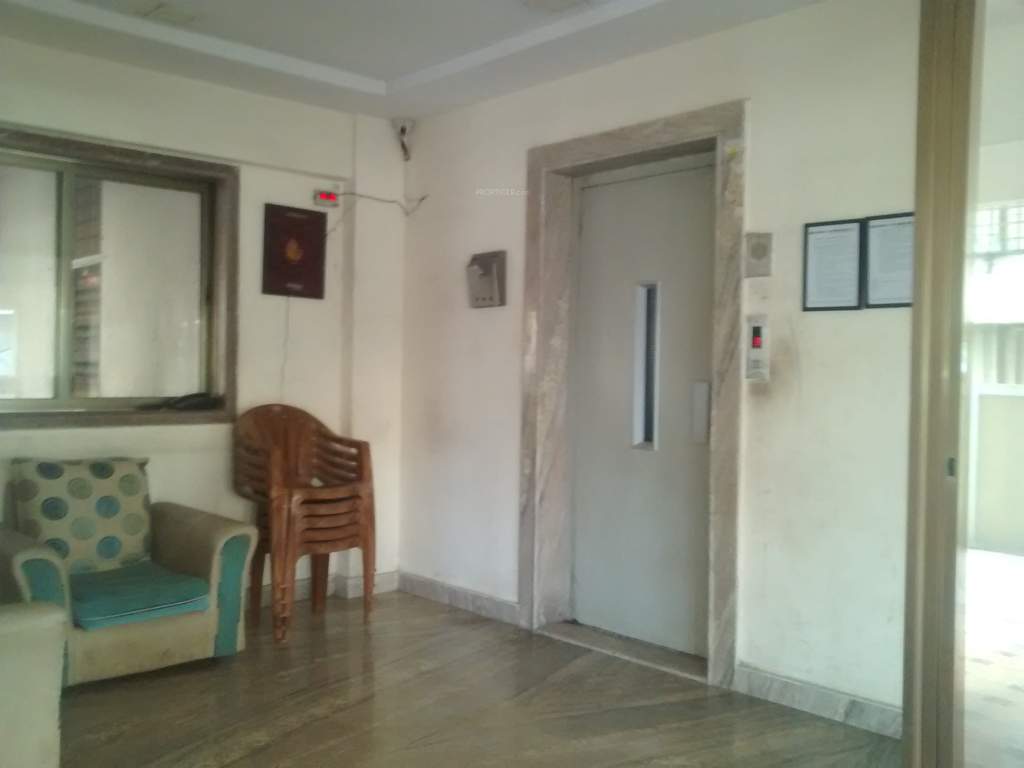  vile parle shiv swami kripa cooperative housing society limited Lift(s)