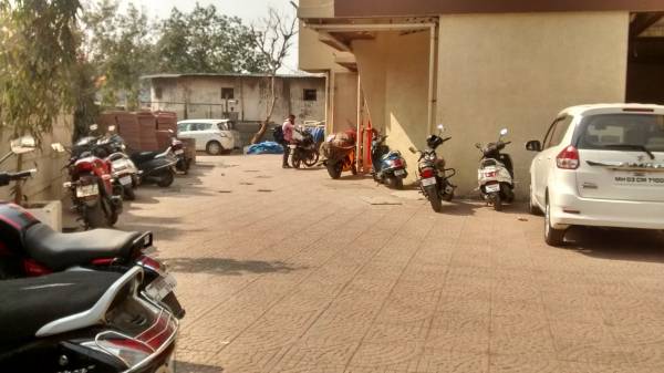  paramount Car Parking