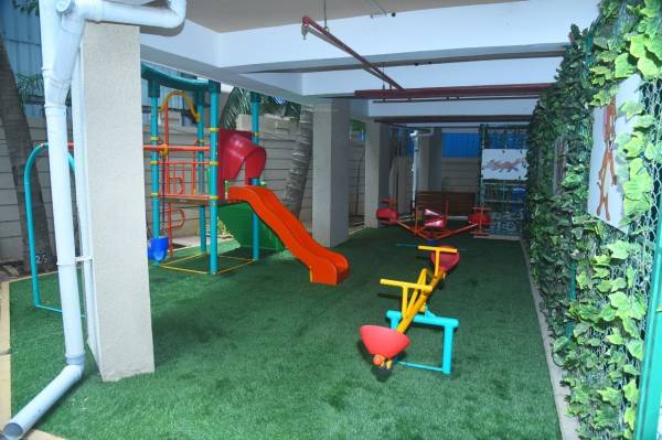  gurnani-palms-wing-a Others