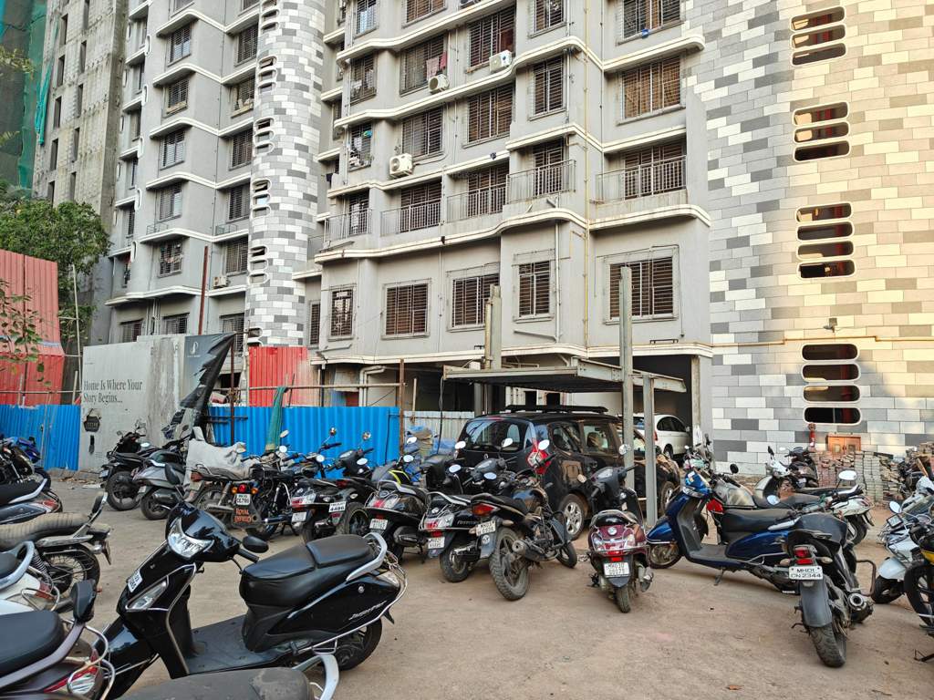  star trinetra Open Parking