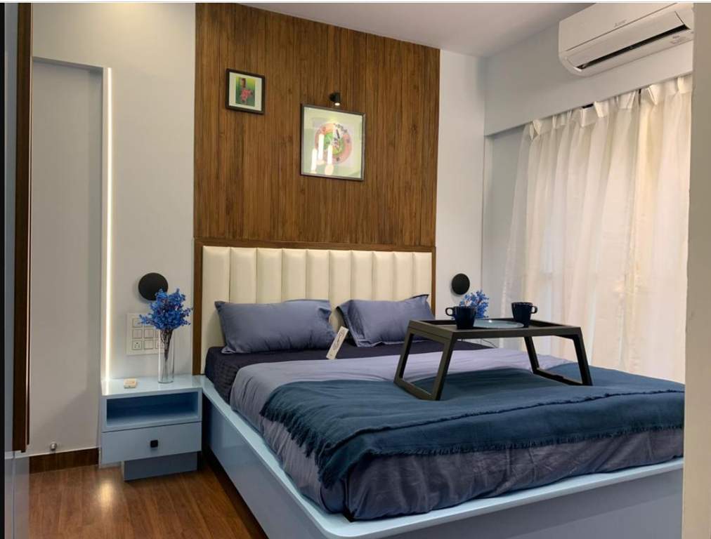  star trinetra Bedroom