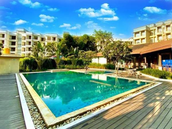  chintamani-habitat-daffodils-type-g-e Swimming Pool