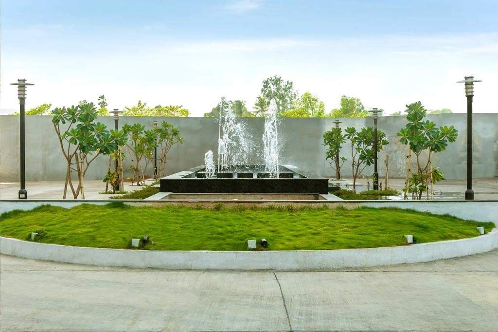 Empire Industrial Centrum Phase I