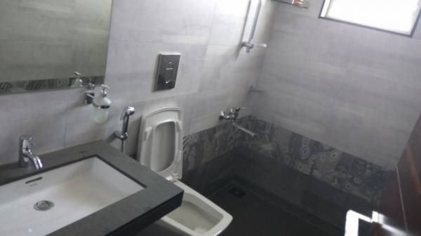  neelanchal-phase-ii Bathroom