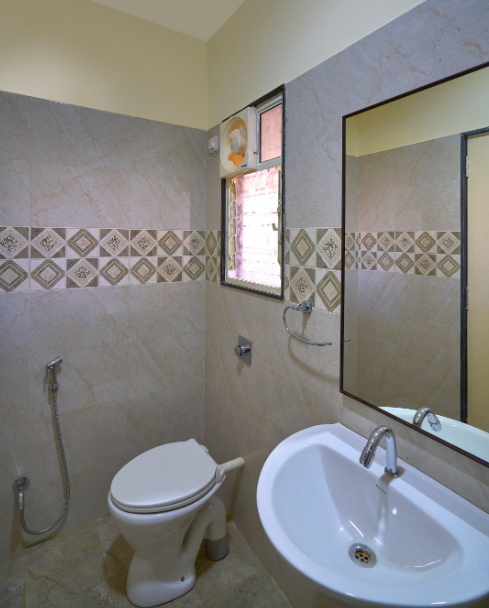  mount castle a Bathroom