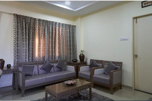  mount-castle-a Living Area