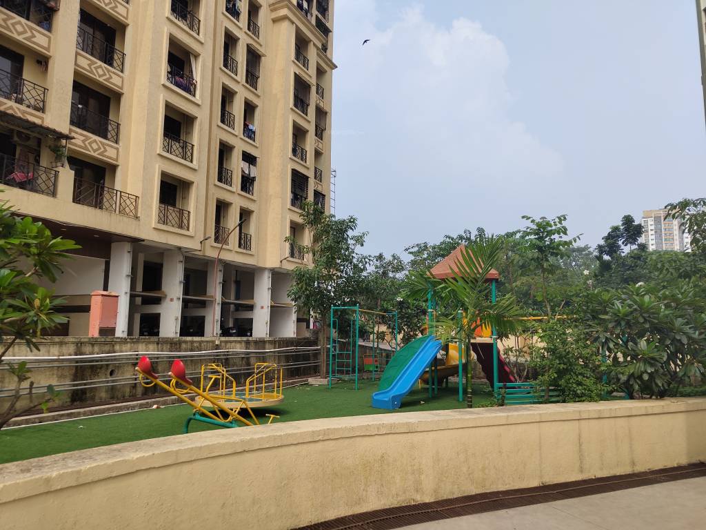  cosmos meluha Others