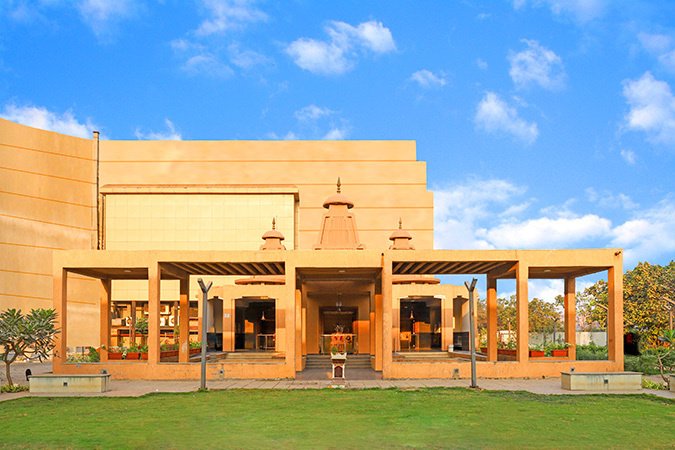 West Pioneer Metro Grande Tower C And D