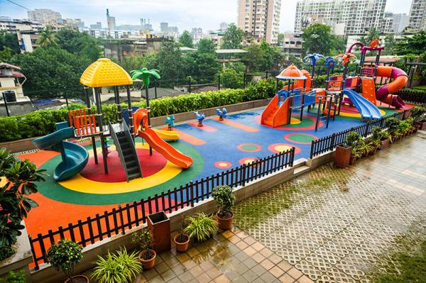 amenities of West Pioneer Metro Grande Tower C And D