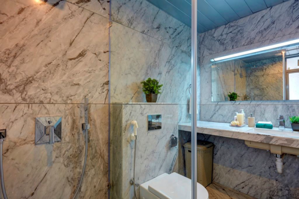  epitome-phase-i Bathroom