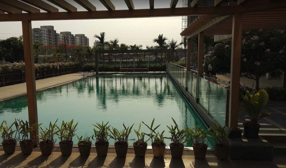 little earth masulkar city phase 2 Swimming Pool