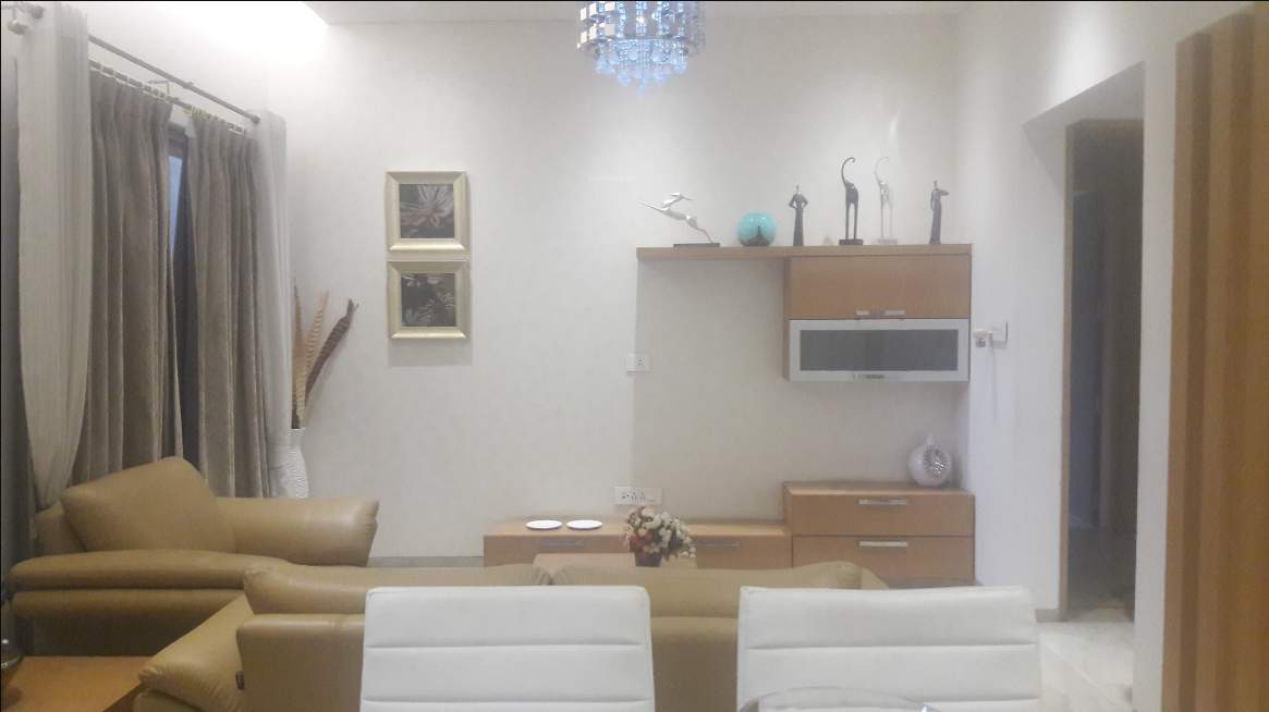  iconia phase ii Living Area