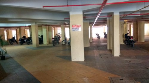  engracia-b-and-c Car Parking