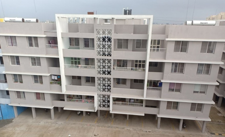  life vishakha phase i Elevation