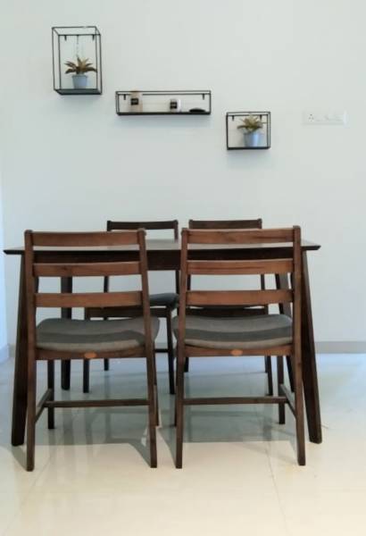  dream-tower Dining Area