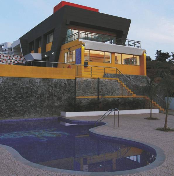 Images for Amenities of Altrack Ziggurat H Building