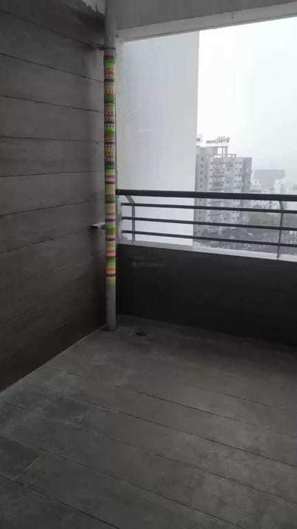 atmosphere c wing Balcony