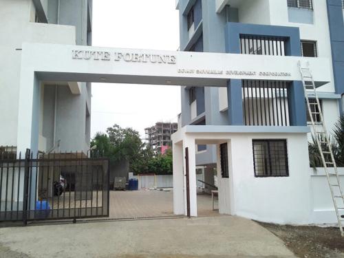  kute-fortune-b-building Entrance Lobby