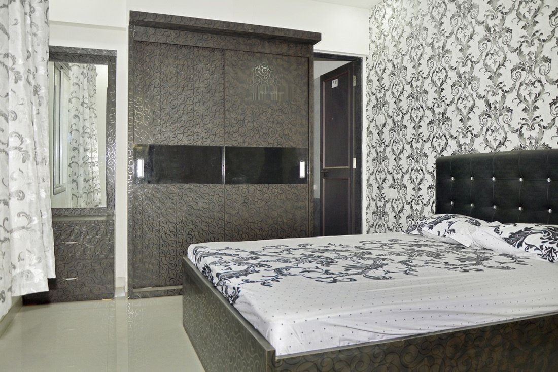  silver crest phase ii building b Living Area