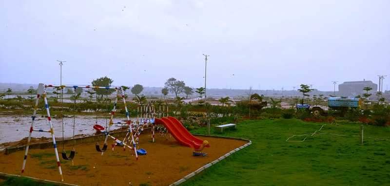  lorna greens Children's play area