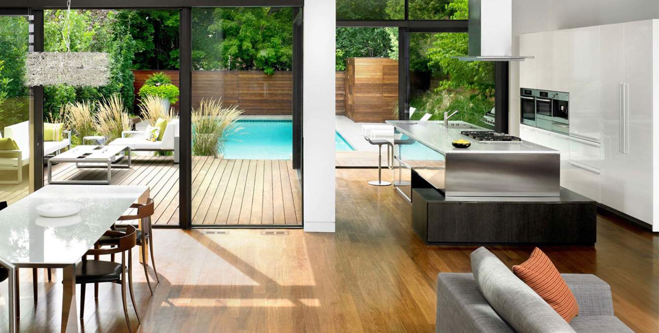 Images for Main Other of Crown Whistling Woods