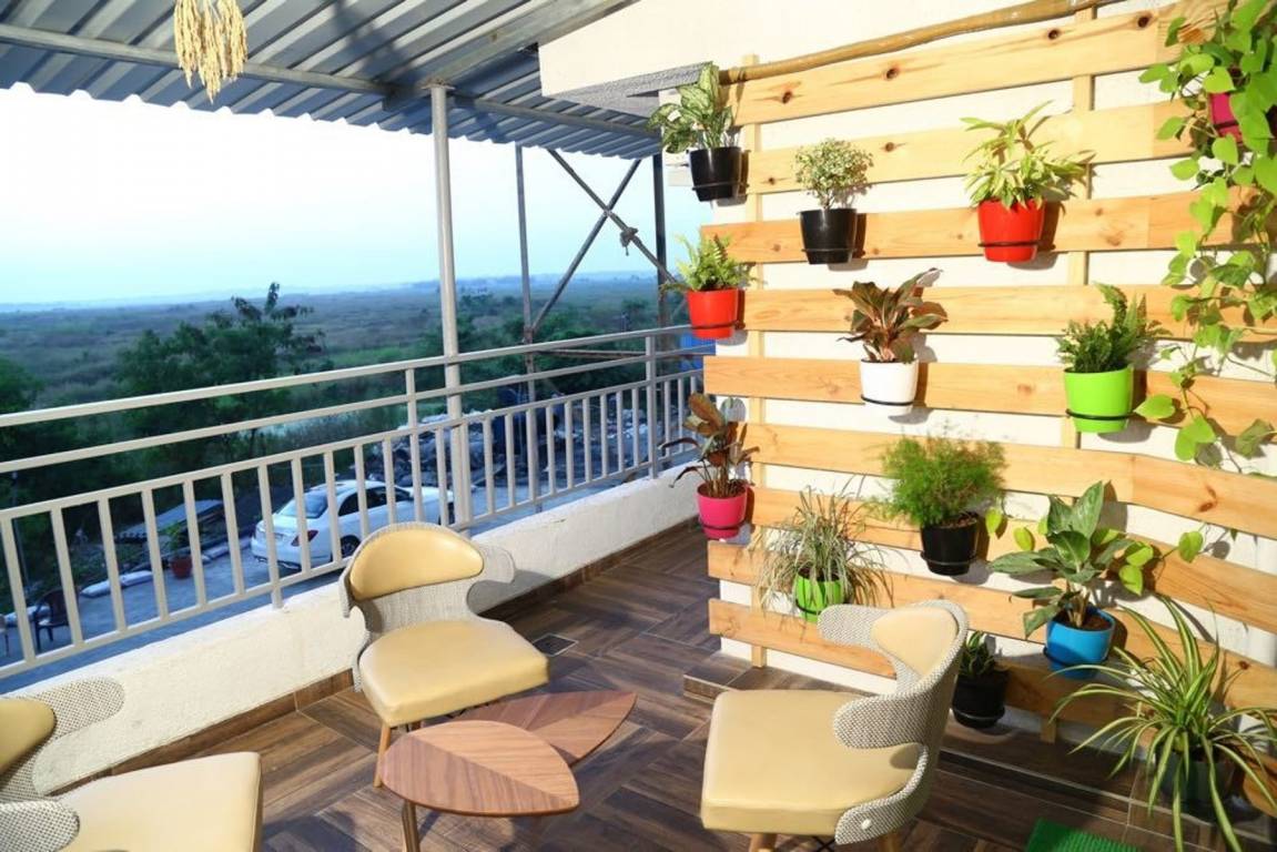  shelter heights Balcony