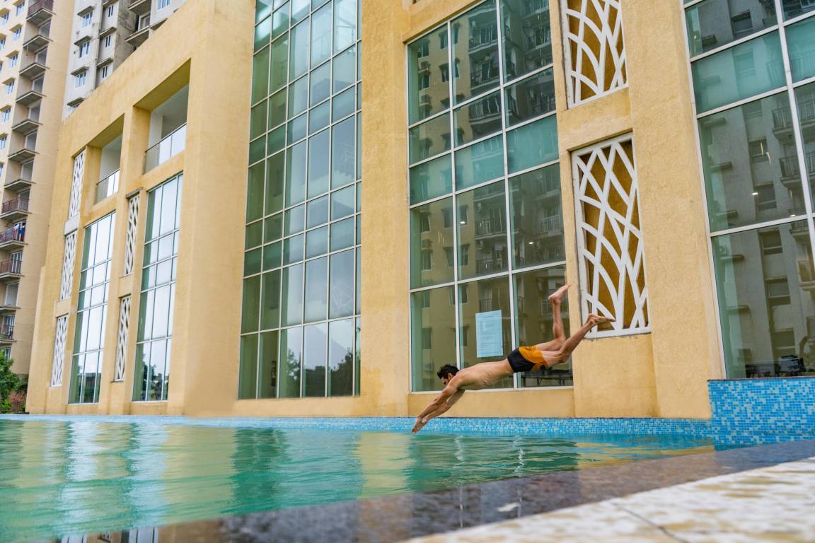 aquaview Swimming Pool