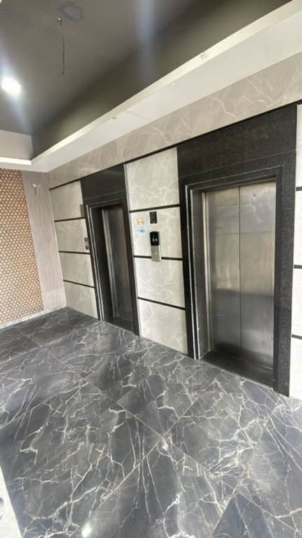  amber ellance a 1 Lift(s)