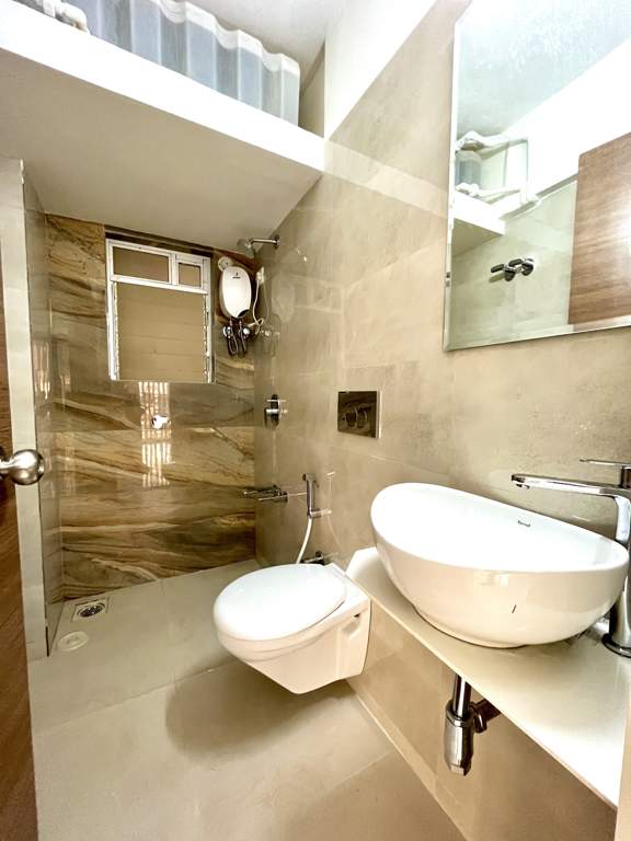  shanti gardens 8 park lane Bathroom