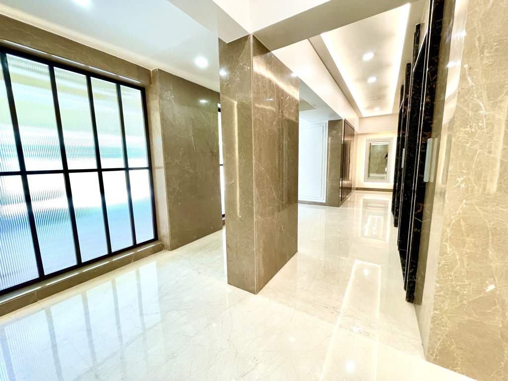  shanti gardens 8 park lane Lobby