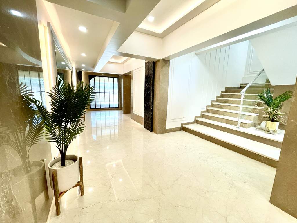  shanti gardens 8 park lane Lobby