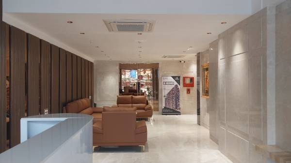  zynergy Waiting Lounge