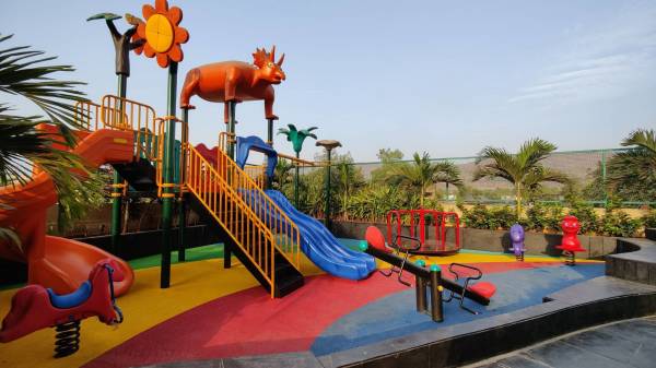  elements Children's play area