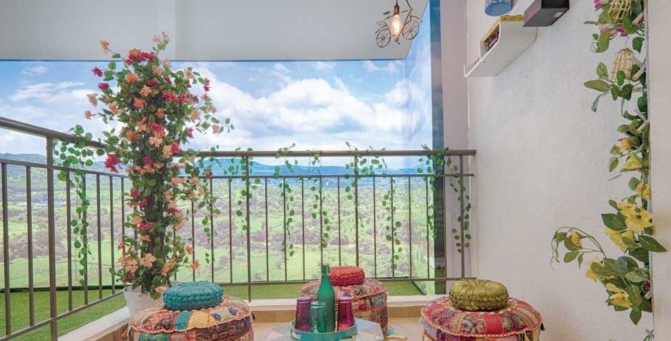  capital city Balcony