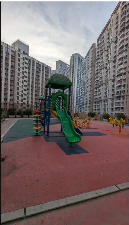  north celeste Children's play area