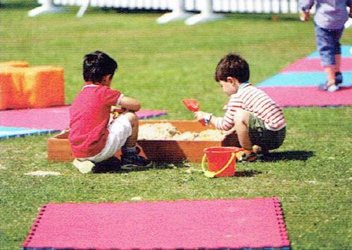  plaza-wing-a Children's play area