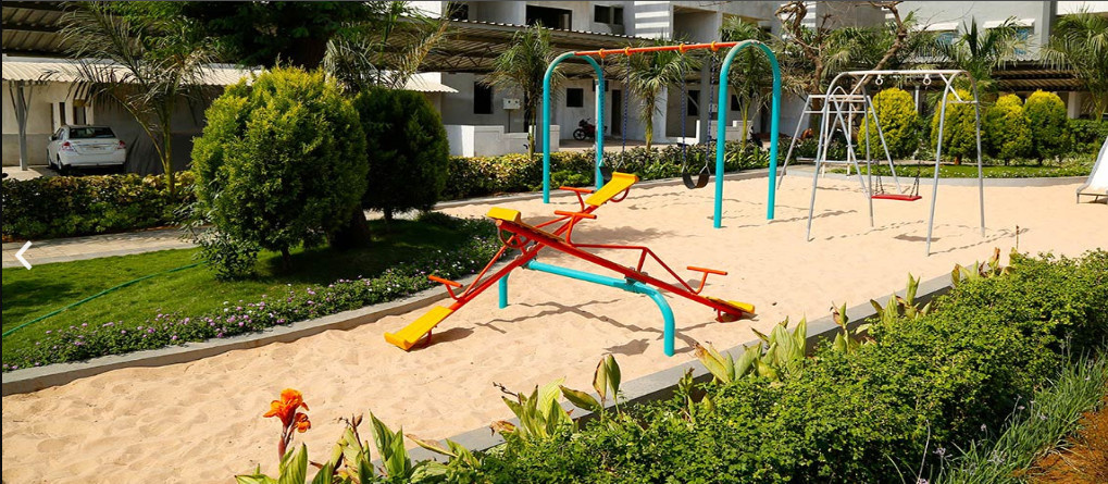  silver stone Children's play area