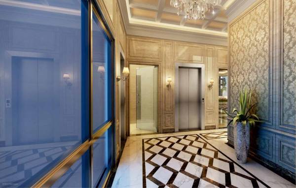  solitaire Lift Available