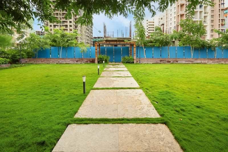  aura wing b Jogging Track