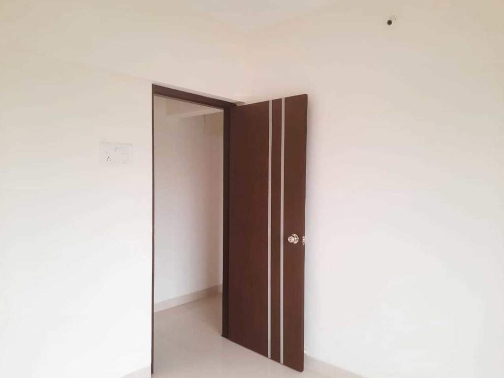  kini tower Living Area