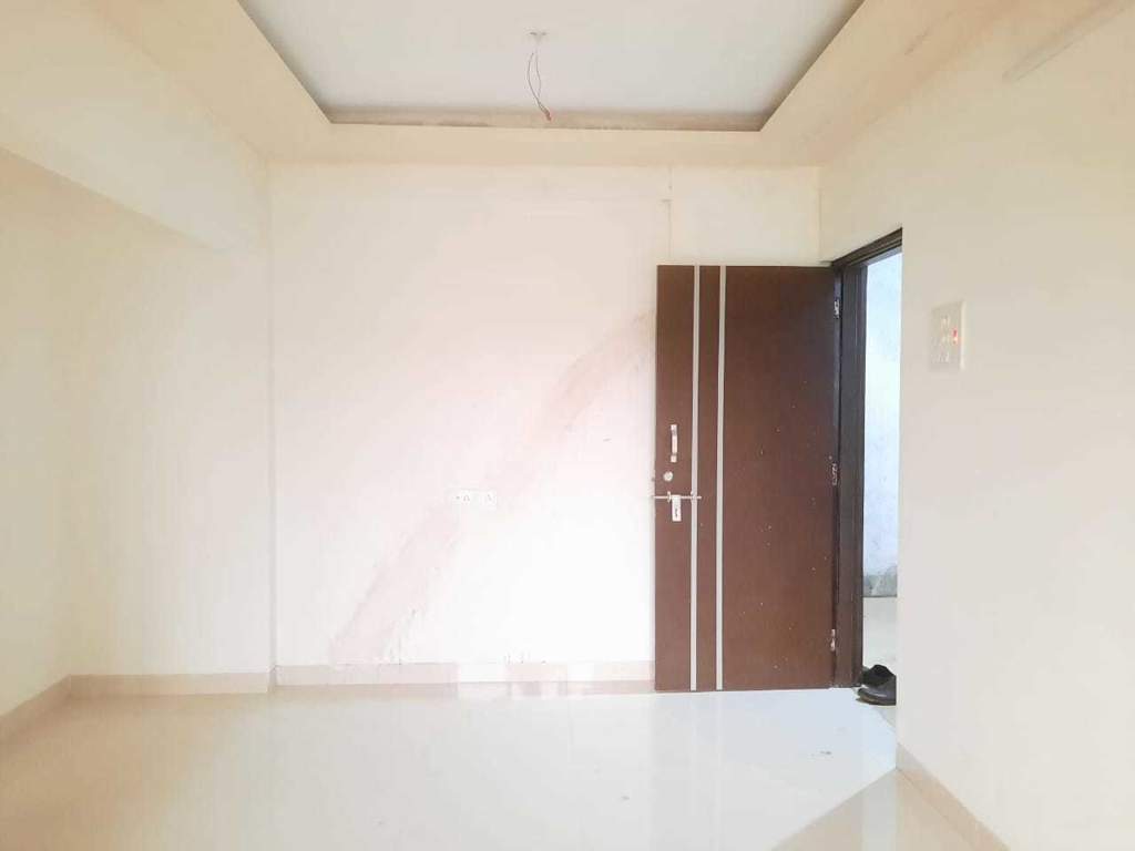  kini tower Living Area