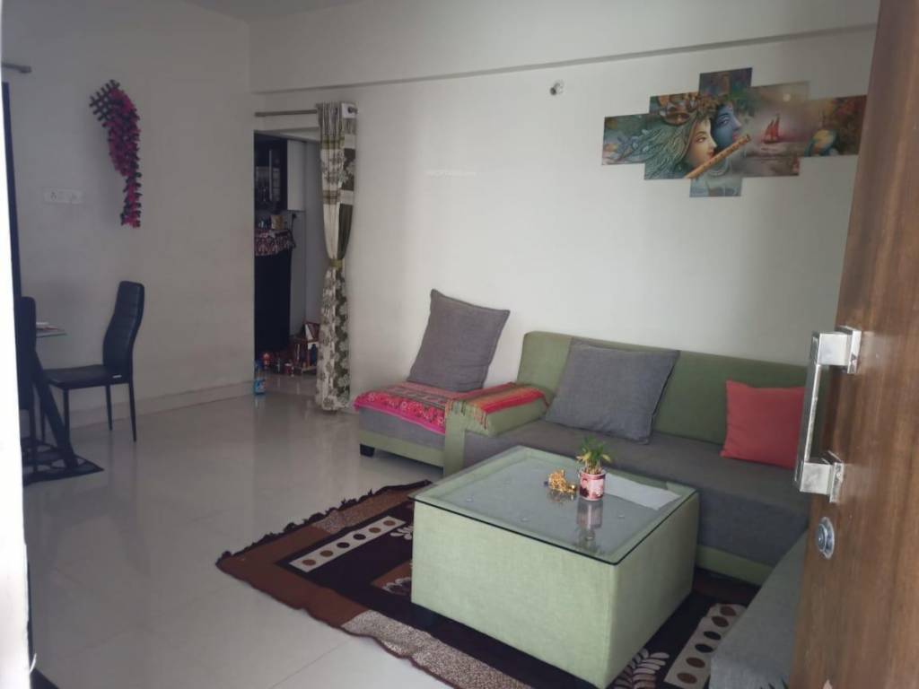  nagari iv Living Area