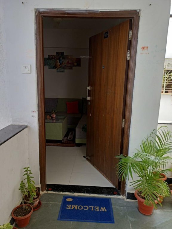  nagari iv Living Area