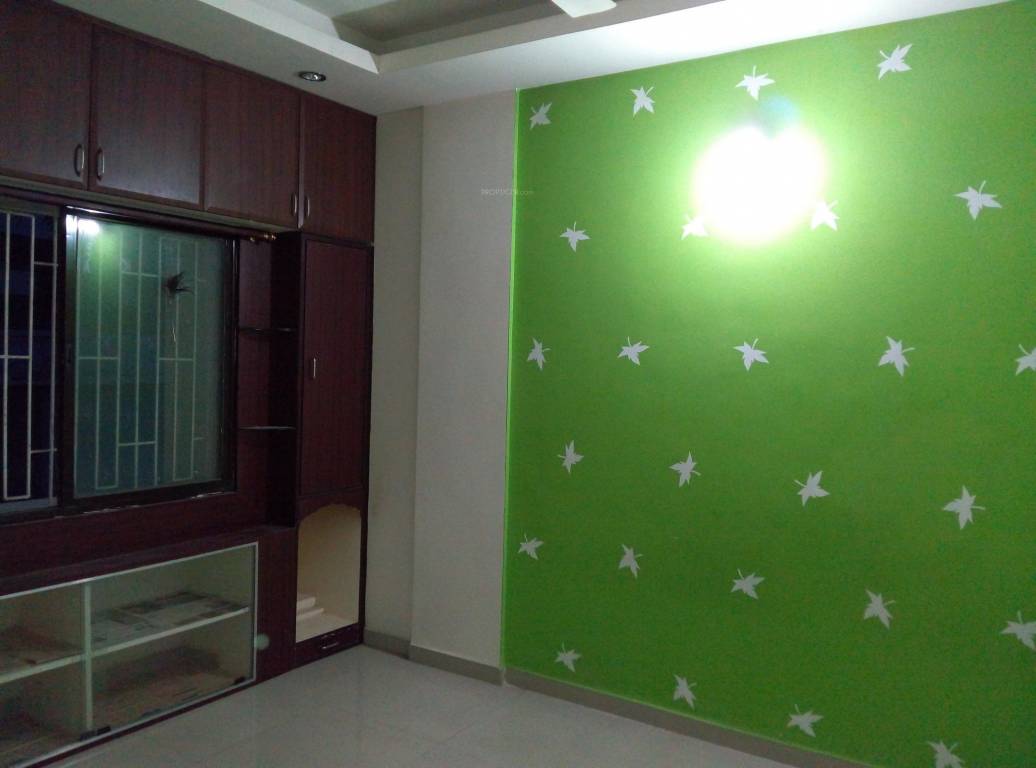  orbital empire Bedroom