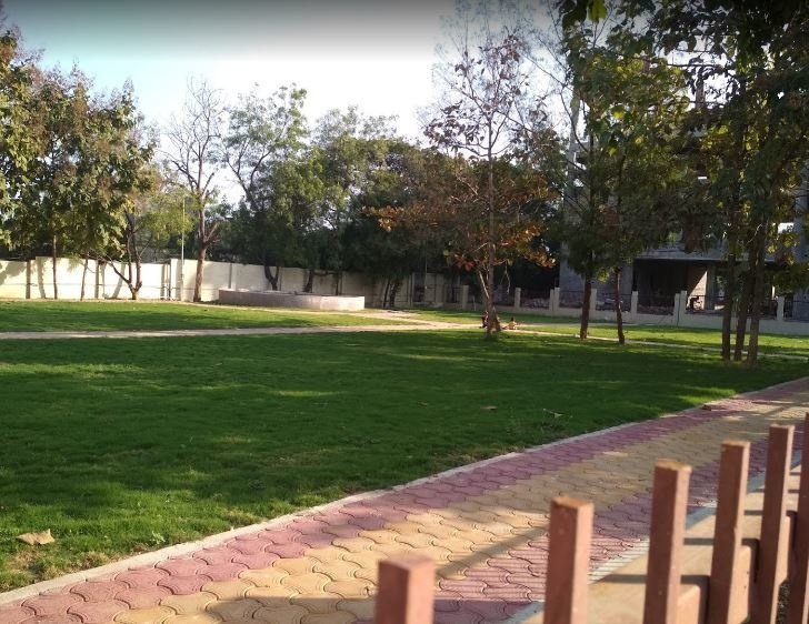  shiv brighton phase i Landscaped Gardens