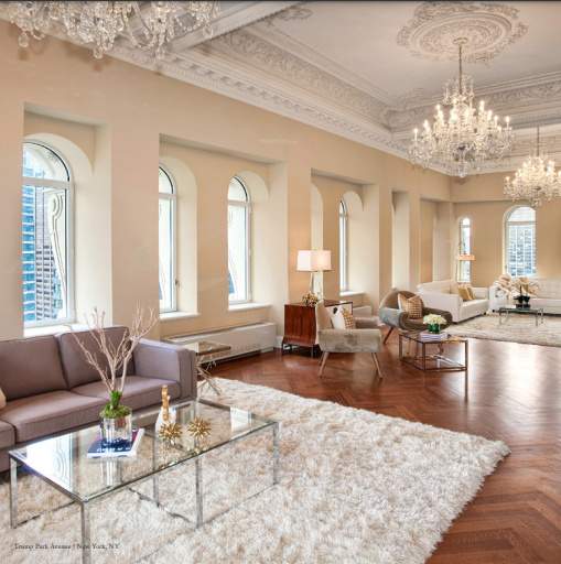  trump towers delhi ncr Living Area