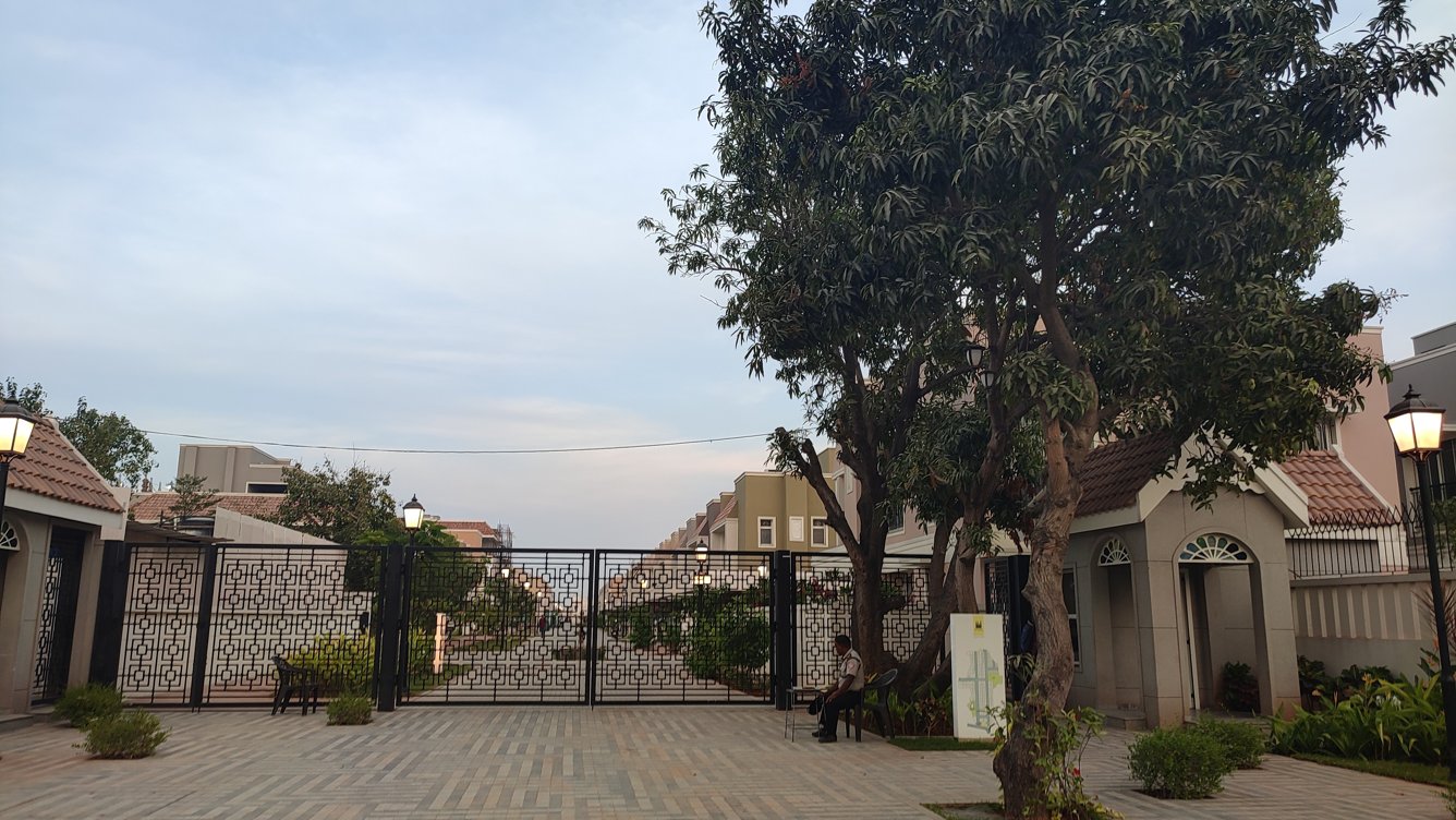  gardenia Gated Community