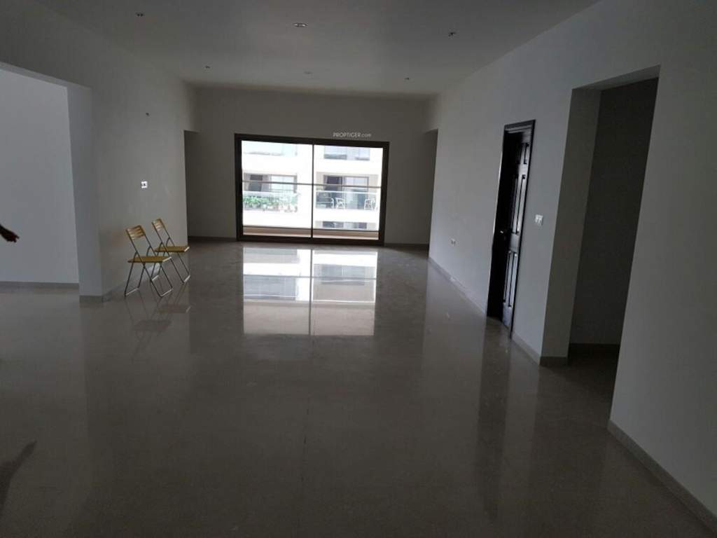  morzaria grandeur ii Living Area