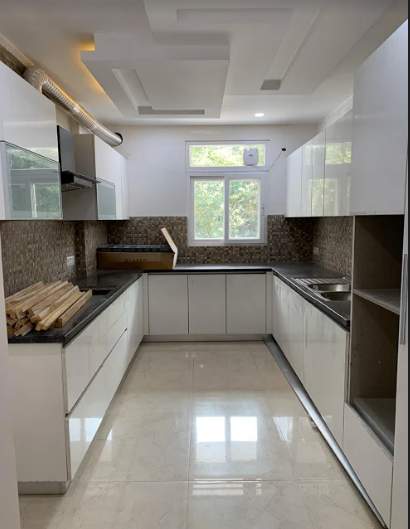  whitehousz floors 2 Kitchen